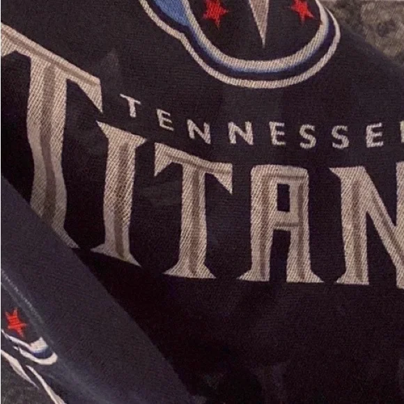 TN Titans • Infinity Scarf • Football • Navy Blue Ladies Scarf - Picture 5 of 9